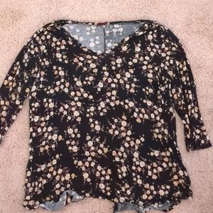3/4 length floral shirt